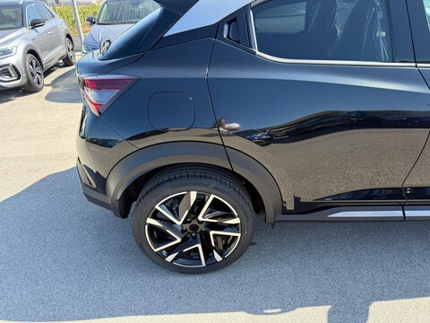 Nissan Juke 1.0 DIG-T 114 CV N-DESIGN B-COLOR KM0 MY25 Benzina