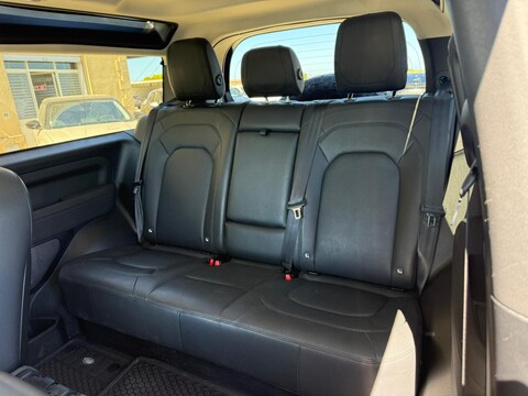 Land Rover Defender 90 3.0D l6 200 CV MHEV SE AUTO Diesel