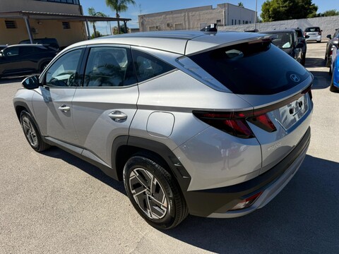 Hyundai Tucson 1.6 CRDi 115 CV 2WD XTECH KM0 MY25 Diesel