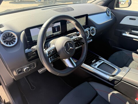 Mercedes-Benz GLA 200 d 150 CV AMG LINE PREMIUM NIGHT EDITION AUTOMATIC Diesel