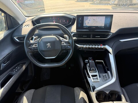 Peugeot 3008 1.5 BlueHDi 130 CV EAT8 ACTIVE Diesel
