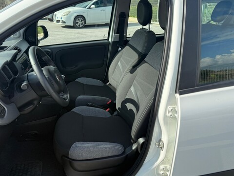 Fiat New Panda 1.0 HYBRID S&S 70 CV CITY LIFE Elettrica / Benzina