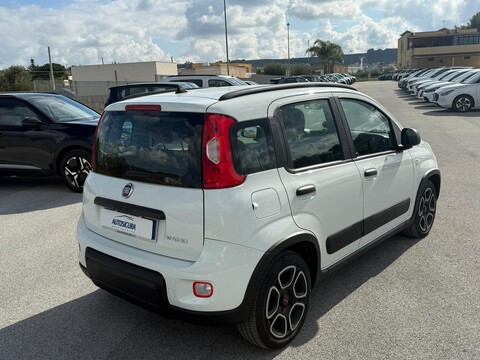 Fiat New Panda 1.0 HYBRID S&S 70 CV CITY LIFE Elettrica / Benzina