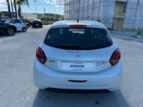 Peugeot 208 1.2 PURETECH 83 CV S&S ALLURE Benzina