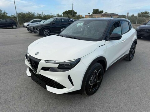 Alfa Romeo Junior 1.2 HYBRID 145 CV EDCT6 SPECIALE MY25 B-COLOR Elettrica / Benzina