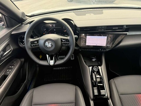 Alfa Romeo Junior 1.2 HYBRID 145 CV EDCT6 SPECIALE MY25 B-COLOR Elettrica / Benzina