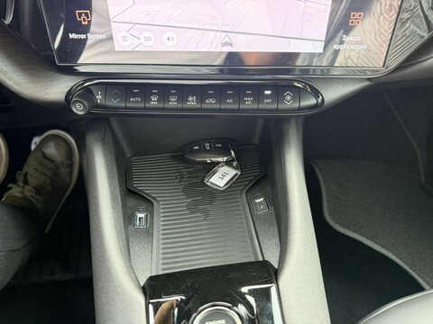 Alfa Romeo Junior 1.2 HYBRID 145 CV EDCT6 SPECIALE MY25 B-COLOR Elettrica / Benzina