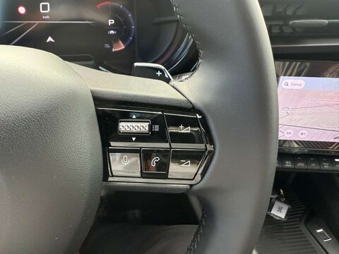 Alfa Romeo Junior 1.2 HYBRID 145 CV EDCT6 SPECIALE MY25 B-COLOR Elettrica / Benzina