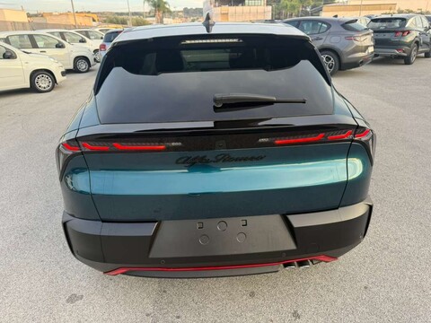 Alfa Romeo Junior 1.2 HYBRID 145 CV EDCT6 SPECIALE MY25 B-COLOR Elettrica / Benzina