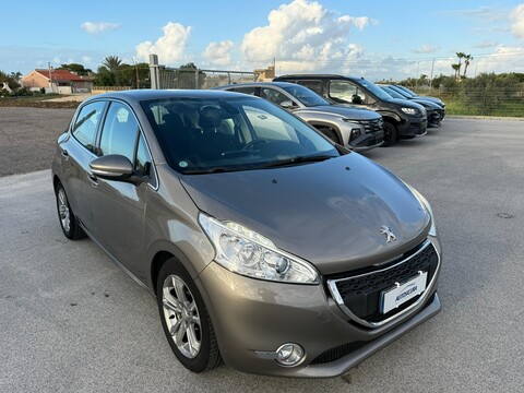 Peugeot 208 1.2 PURETECH 83 CV S&S ALLURE Benzina