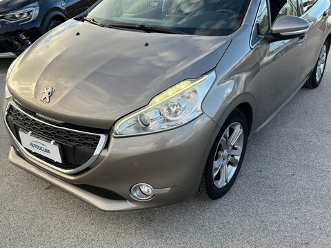 Peugeot 208 1.2 PURETECH 83 CV S&S ALLURE Benzina