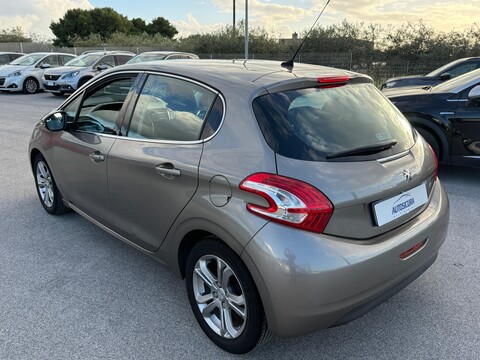 Peugeot 208 1.2 PURETECH 83 CV S&S ALLURE Benzina