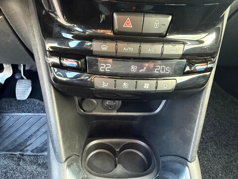 Peugeot 208 1.2 PURETECH 83 CV S&S ALLURE Benzina