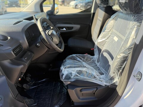 Fiat Doblo S3 COMBI 1.5 BlueHdi 130cv MT6 (N1) KM0 MY25 Diesel