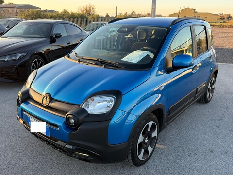 Fiat New Panda PANDINA 1.0 HYBRID S&S 70 CV CROSS MY25 Elettrica / Benzina