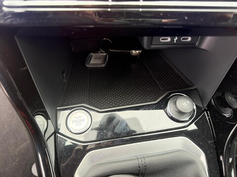 Volkswagen T-Roc 1.0 TSI 115 CV R LINE PLUS KM0 MY25 Benzina