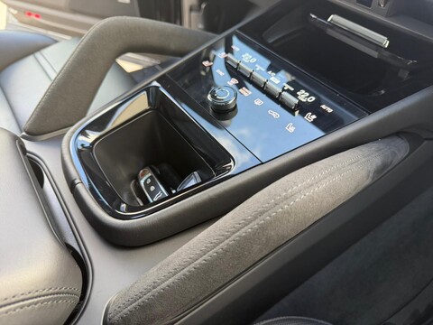 Porsche Cayenne 3.0 V6 E-Hybrid MY25 Elettrica / Benzina