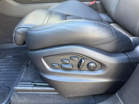 Porsche Cayenne 3.0 V6 E-Hybrid MY25 Elettrica / Benzina