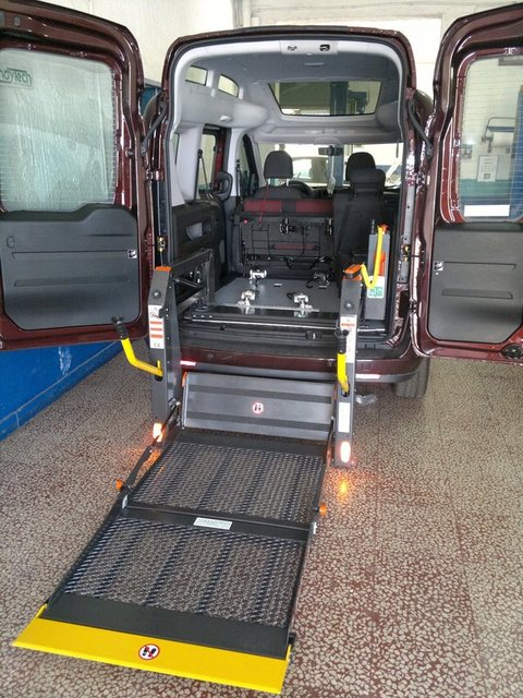 Allestimento EXTRA Fiat Doblò