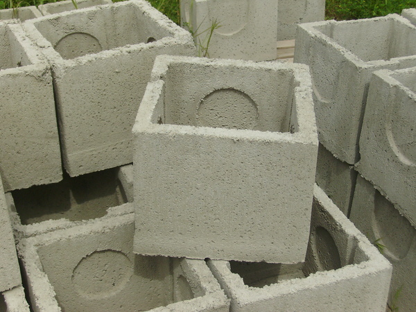 Pozzetti in cemento Manufatti in Cemento Fortunato