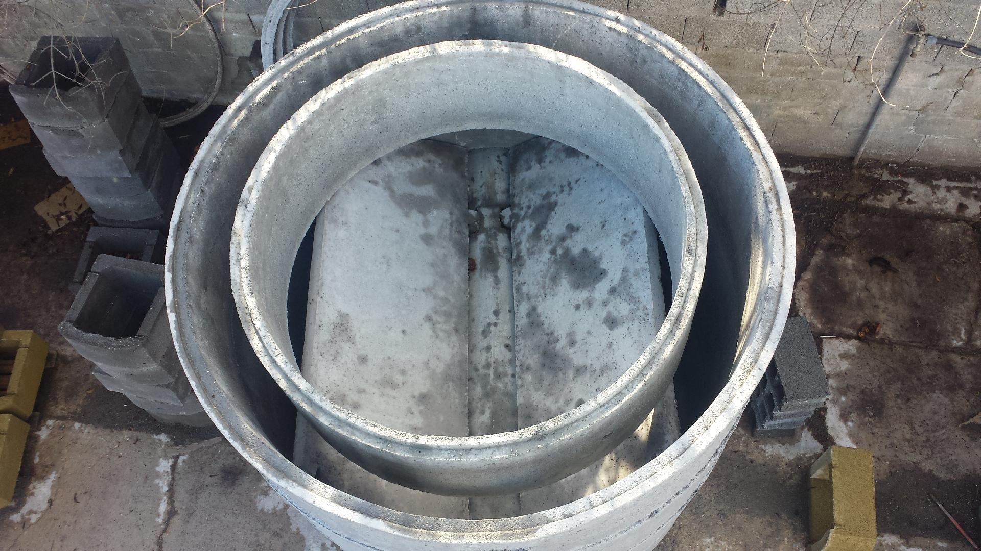 Tubi in cemento rotocompressi Manufatti in Cemento Fortunato