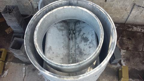 Tubi in cemento rotocompressi Manufatti in Cemento Fortunato