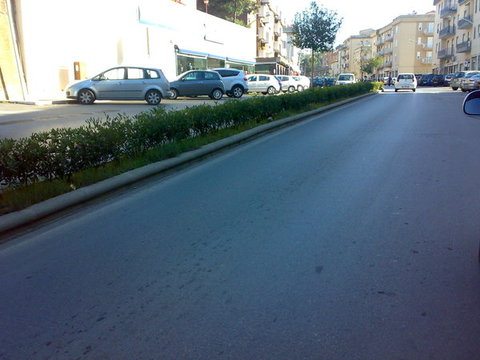 Ciglioni, cordoli e canalette  in cemento Manufatti in Cemento Fortunato