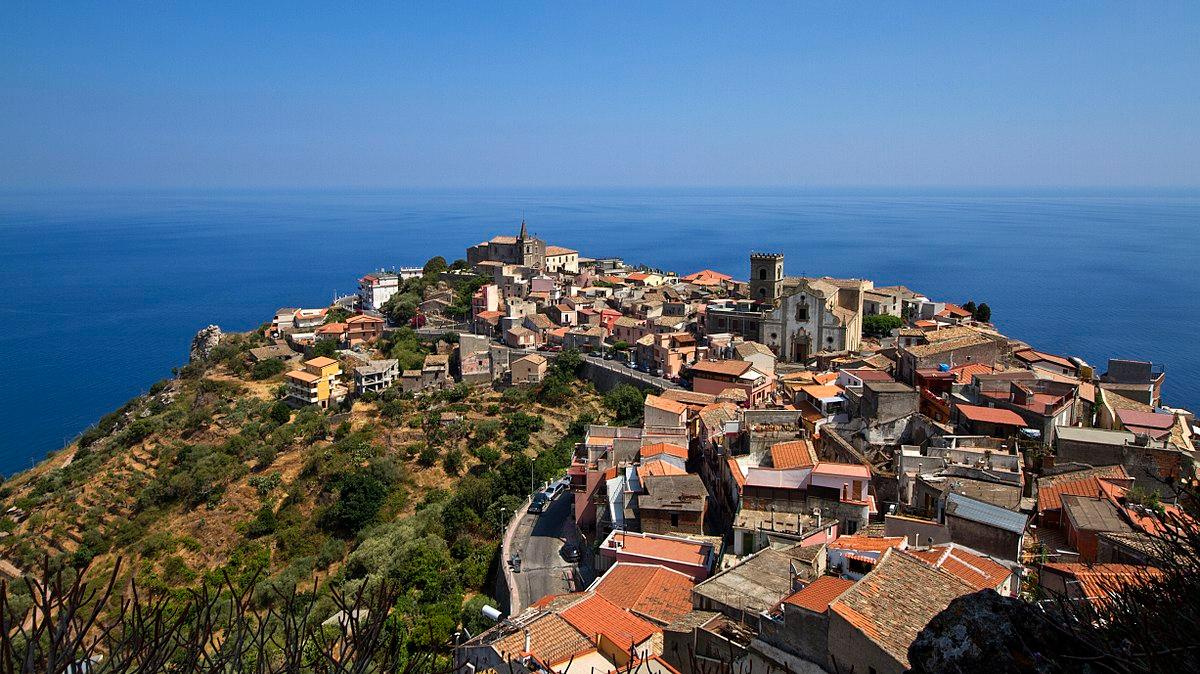 CITIES OF THE IONIAN COAST