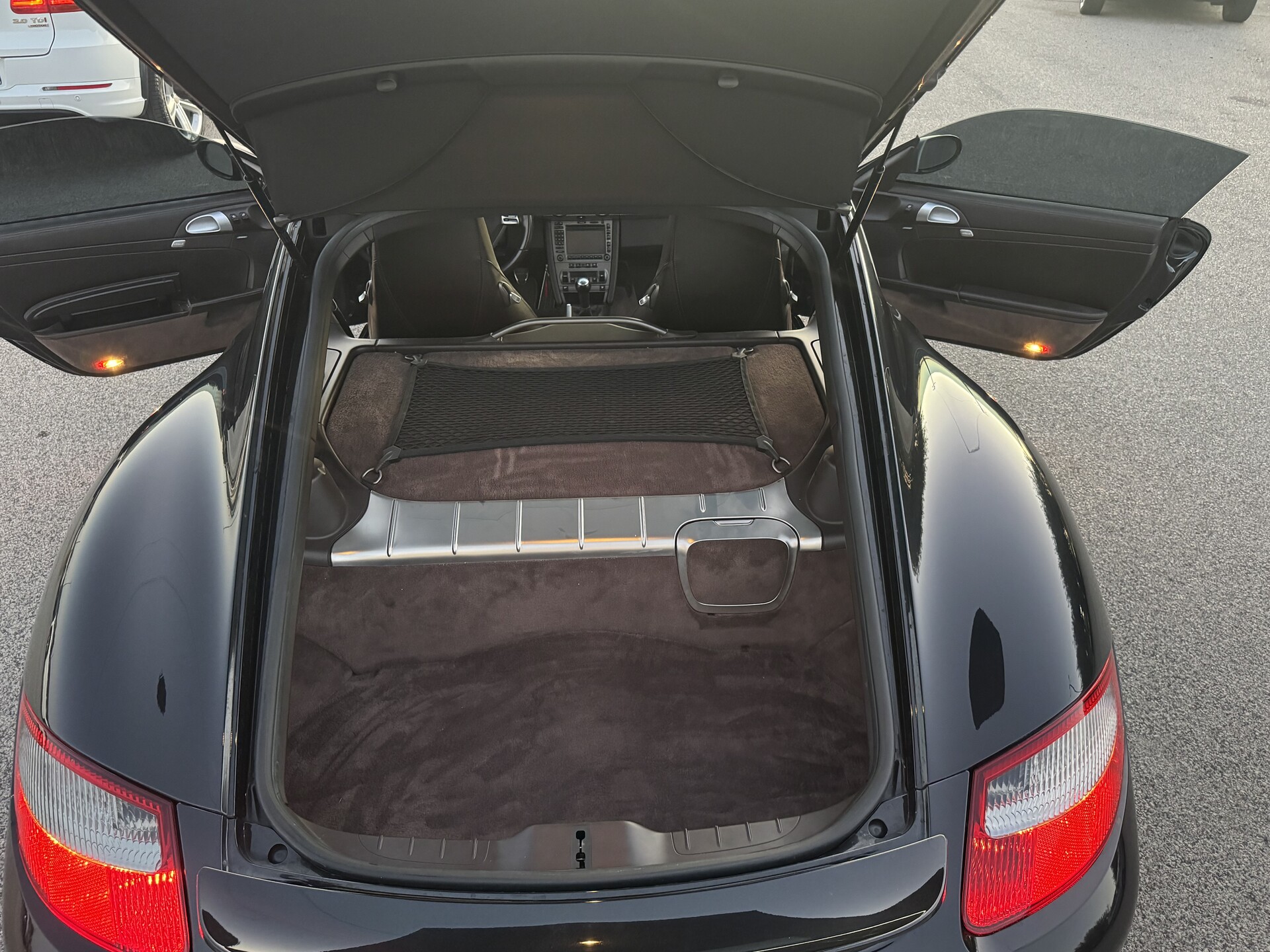 Porsche Cayman Benzina