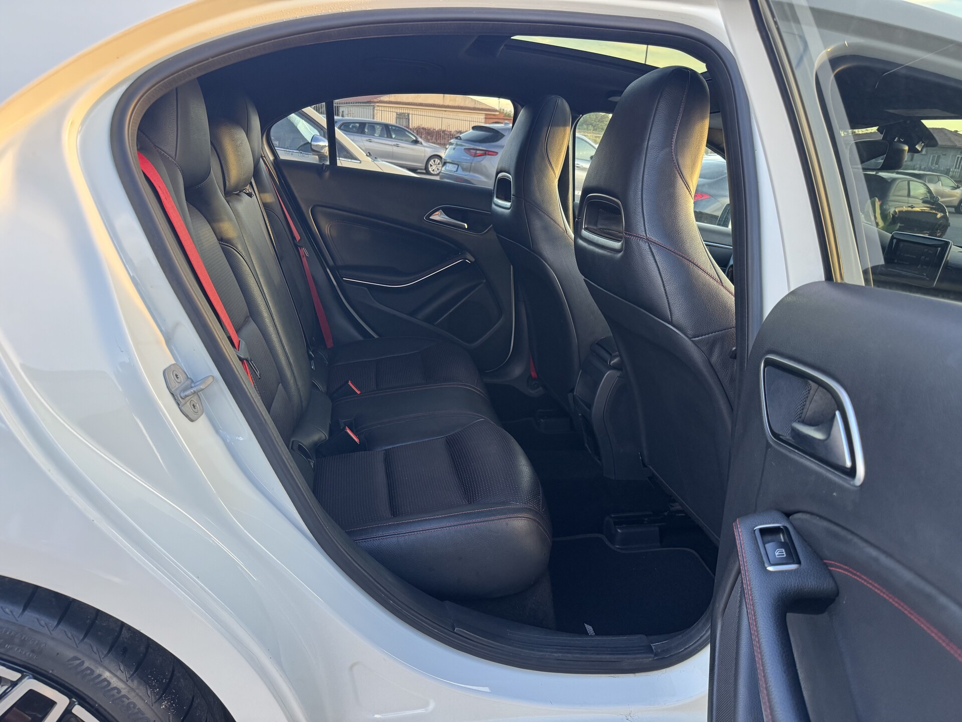 Mercedes-Benz A 45 AMG Benzina