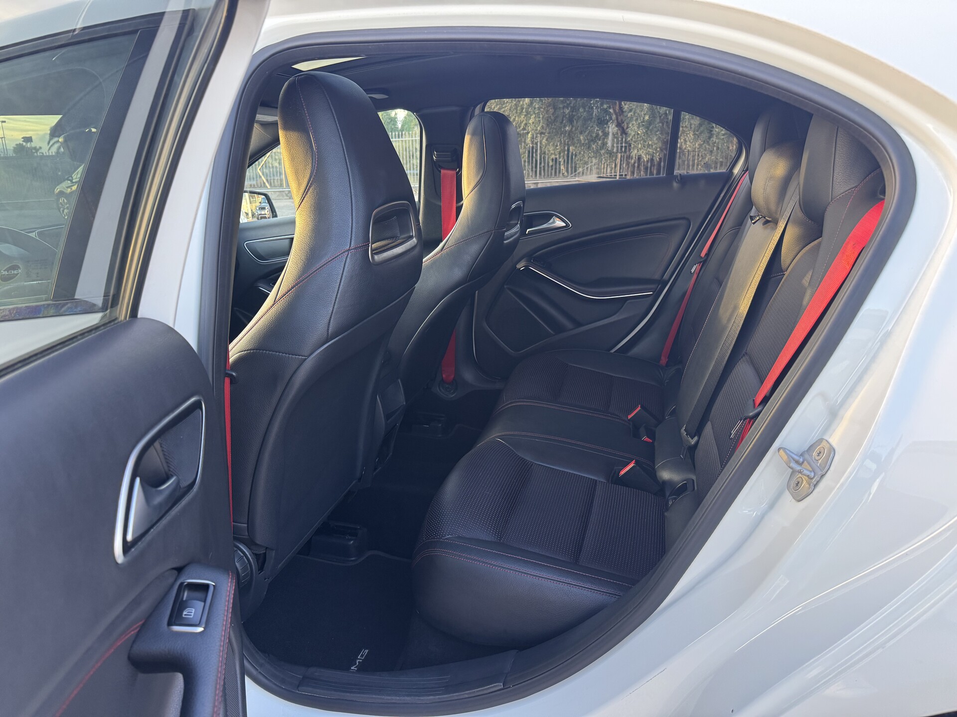 Mercedes-Benz A 45 AMG Benzina