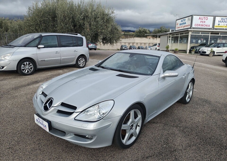 Mercedes-Benz SLK 200 Benzina