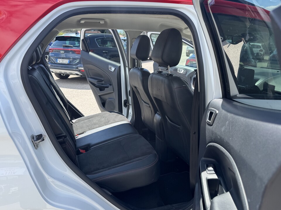 Ford EcoSport ST-Line s Diesel