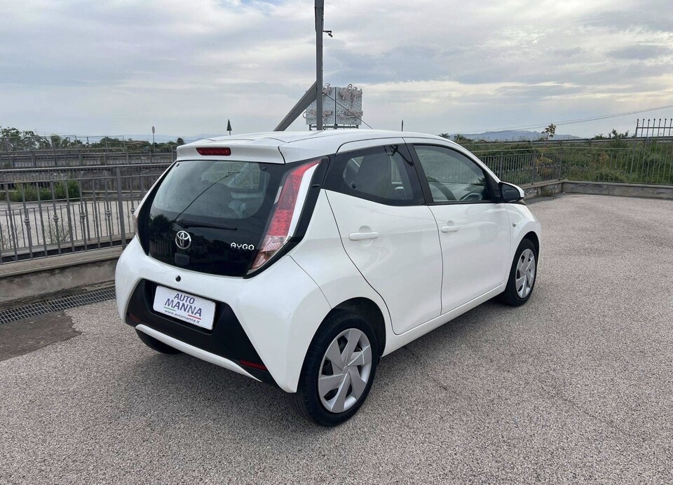 Toyota Aygo Benzina