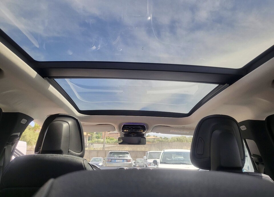 Mercedes-Benz GLC Elettrica / Diesel