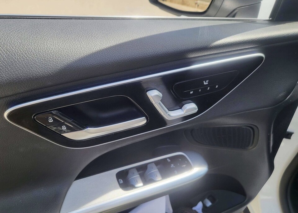 Mercedes-Benz GLC Elettrica / Diesel