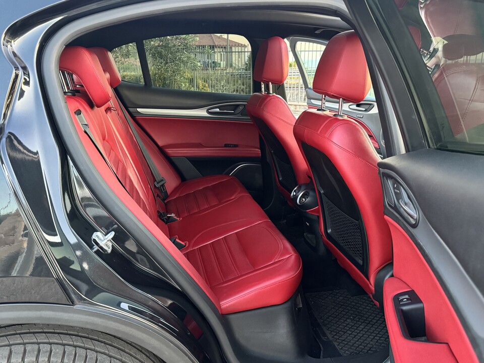 Alfa Romeo Stelvio Q4 Diesel