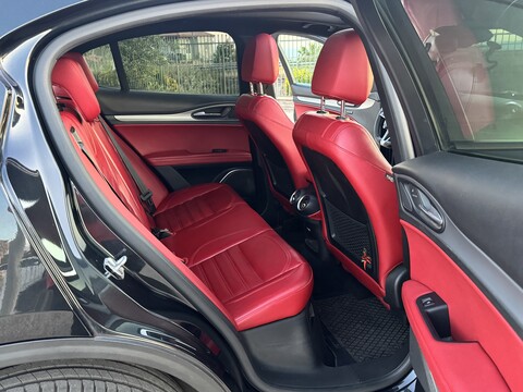 Alfa Romeo Stelvio Q4 Diesel