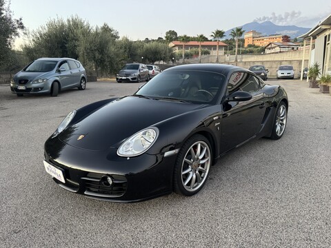 Porsche Cayman Benzina