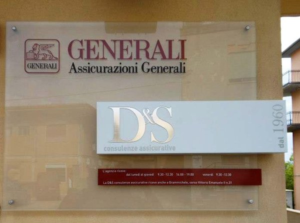 Insegna Agenzia assicurativa D&S