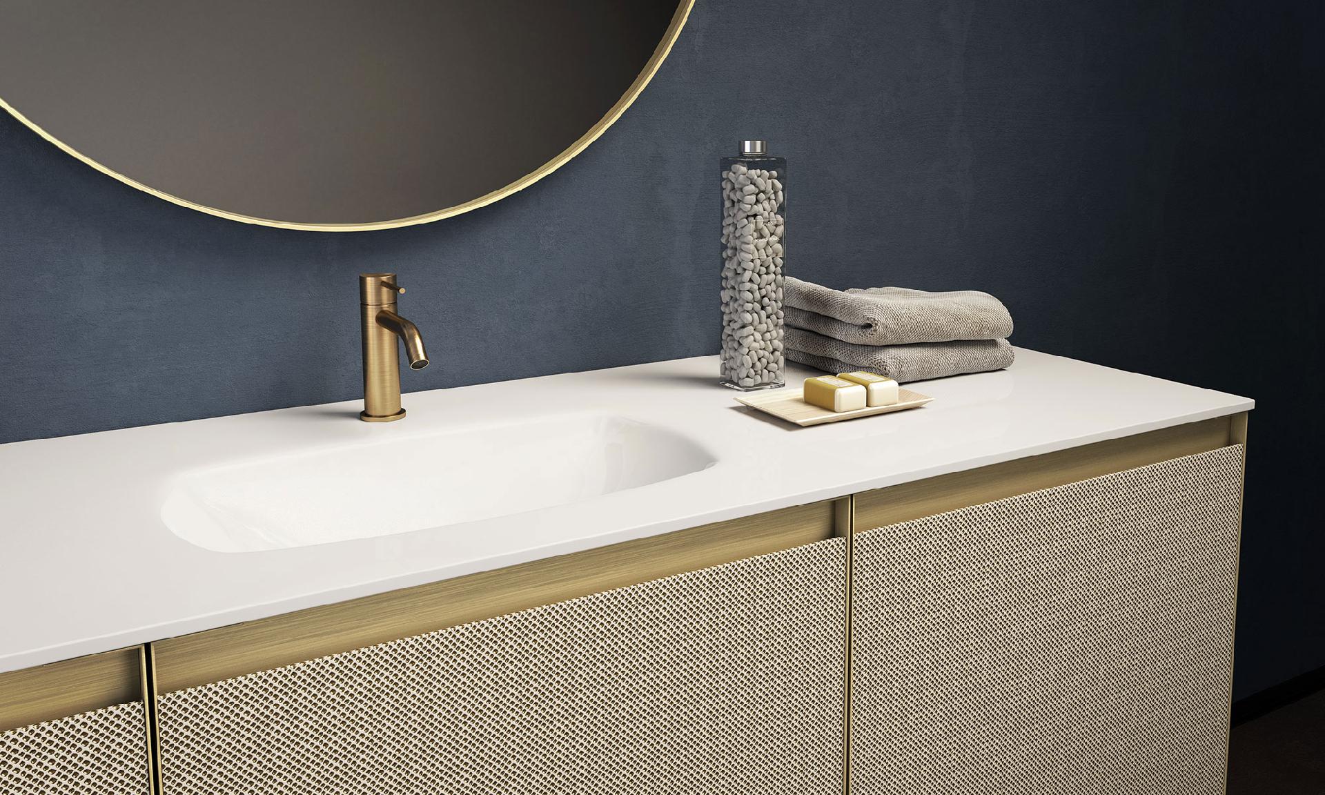 ARTELINEA illuminazione e accessori. Specchi originali con e senza illumnazione led incorporata ARTELINEA + SKIN