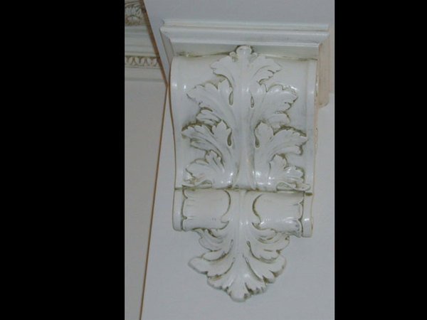 FALIS Cornici, Rosoni, Capitelli e Colonne in gesso  Falis