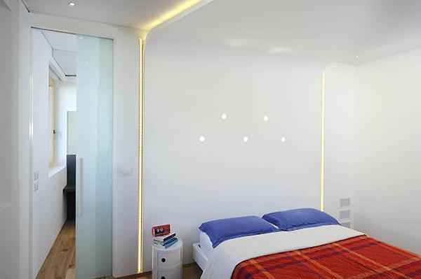 Controtelai per porte scorrevoli con stipiti ECLISSE SYNTESIS LUCE