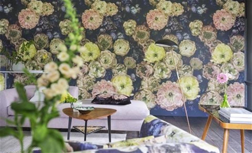 DESIGNERS GUILD carta da Parati vita e vivacita' attraverso i fiori nelle pareti designers guild