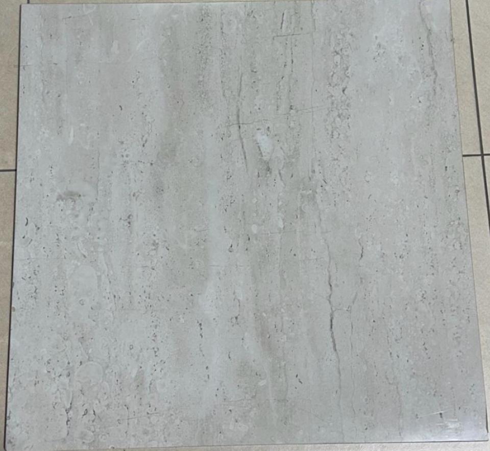 Paviemento effetto travertino Domus Light 60x60 Lappato Disponibilità mq 85,00