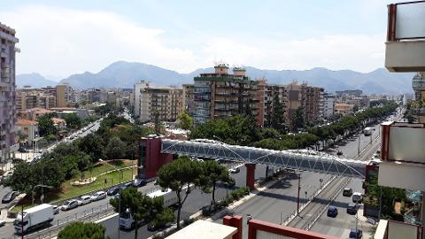 Appartamento in Vendita a Palermo Regione Siciliana / MOTEL