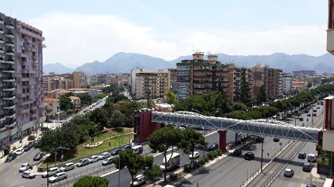 Appartamento in Vendita a Palermo Regione Siciliana / MOTEL