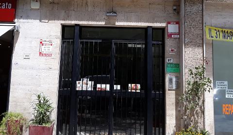 Ufficio in Vendita a Palermo Lazio