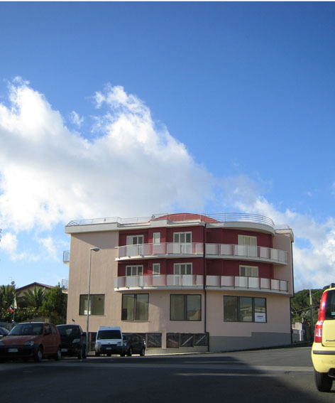 Negozio in Vendita a Caltagirone (Catania)