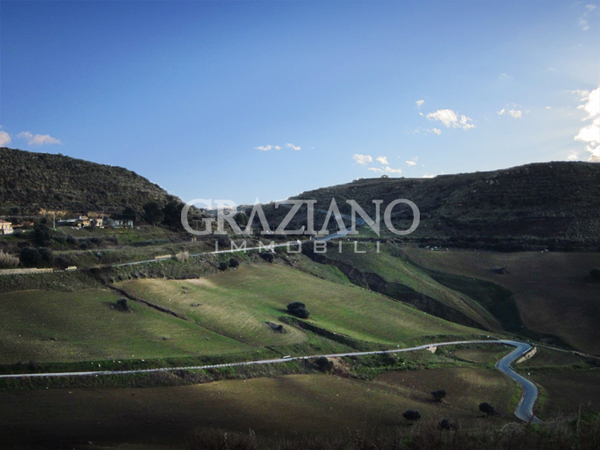 Terreno Agricolo in Vendita a Caltagirone (Catania)